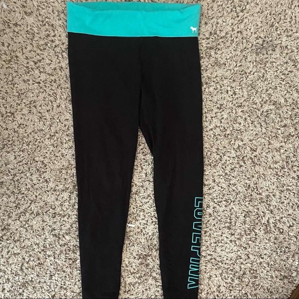 PINK yoga leggings